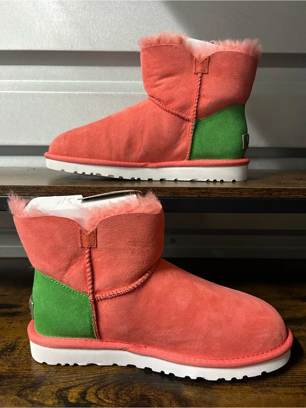 UGG Australia Mini Bailey Button Neon Women’s Ankle Bootie Suede Orange/Green 7